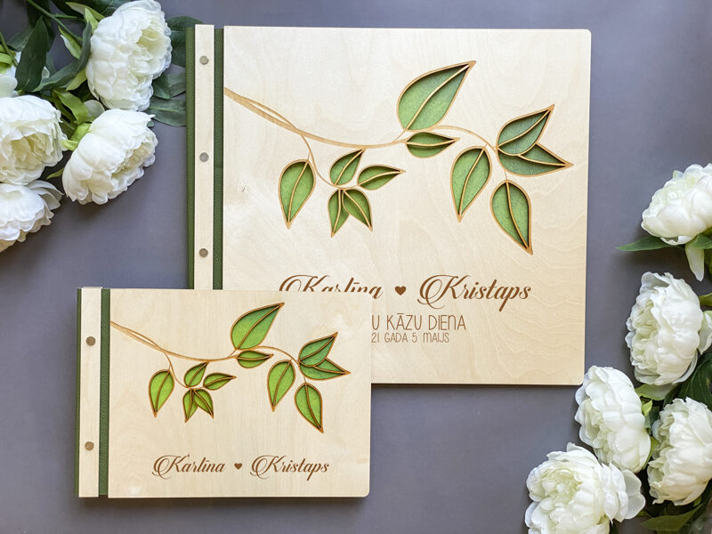 Viesu grāmata Dizains  Nr. 34 ar ādas maliņu